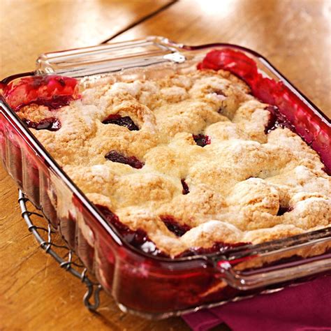 Blackberry Cobbler Recipe: How to Make It