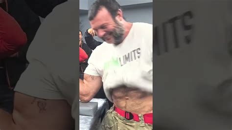 Devon Larratt Flex His Abs During Armwrestle Practice Youtube