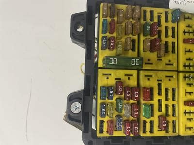 Used Used Fuse Box Iveco Daily L New And Used Car Parts Auto