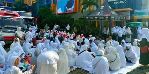 Potret Warga Nahdliyin Nobar Harlah Abad Nu Di Tempat Muhammadiyah