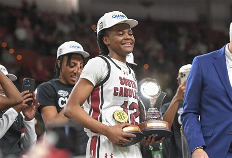 South Carolina Womens Basketball Star Milaysia Fulwiley Signs Nil Deal