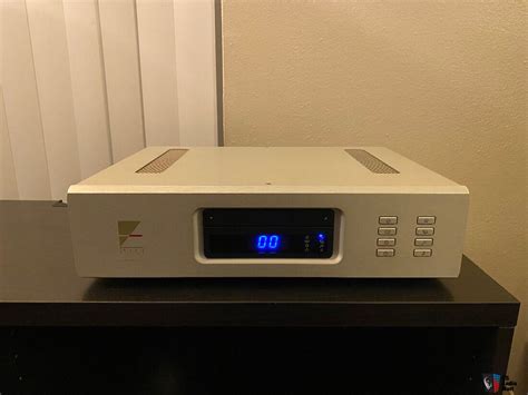 Ayre Acoustics Ax E Integrated Amplifier For Sale Canuck Audio Mart