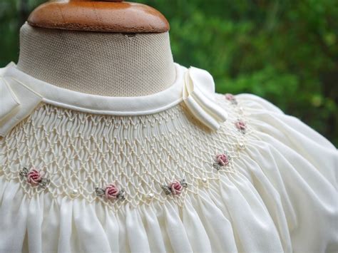 Hand Smocked Bishop Dress Classic Style Smocking Dress Size 12 24