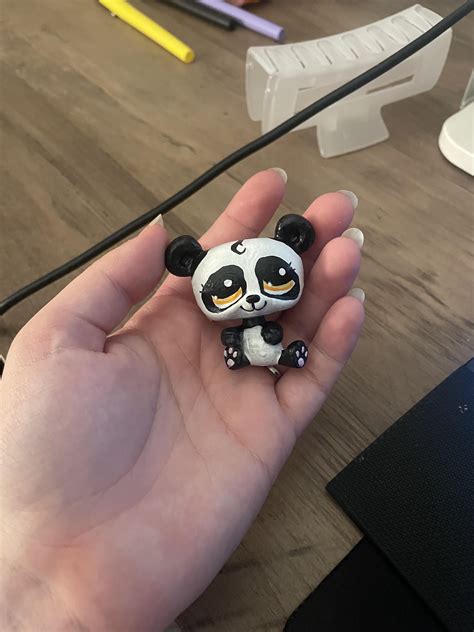 i made a custom? : r/LittlestPetShop