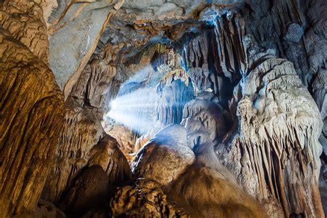 POSTOJNA CAVE PREDJAMA CASTLE UNDERGROUND TREASURES LEGENDS