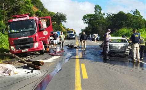 Fam Lia Identifica Homem Que Morreu Em Acidente Pr Ximo Curva Da