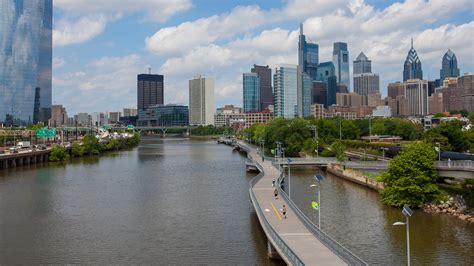 10 Cant Miss Experiences On Phillys Schuylkill River Trail Visit