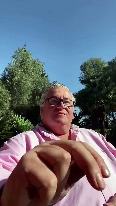 El Propietario Del Asador Guadalmina De Marbella Planta Cara Al