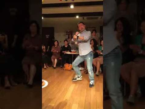 Chino Cantando Y Bailando Flamenco Jajajaja Youtube