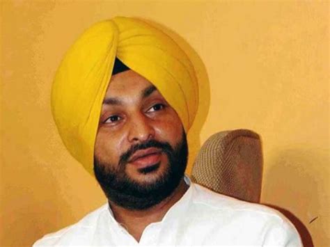 Punjab Ludhiana Congress Meeting Controversy Fir Lodged Against Mp