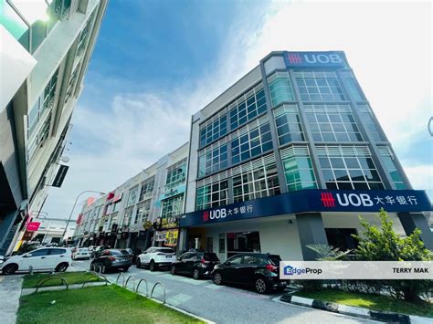 4 Storey Corner Shop With Lift Fully Tenanted Sri Petaling For Sale