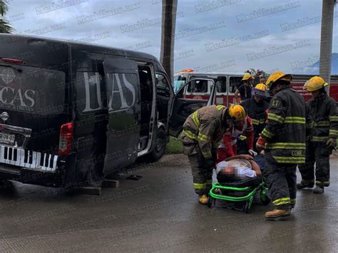 Prensado Tras Accidente En Fluvial Vallarta Meridiano Mx