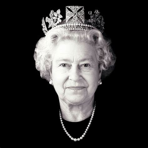 New Portrait Of The Queen With A Twinkle In Her Eye” Unveiled In