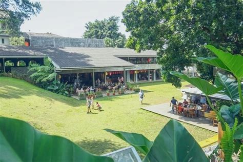 Tempat Makan Keluarga Di Bandung Paling Favorit Dan Populer