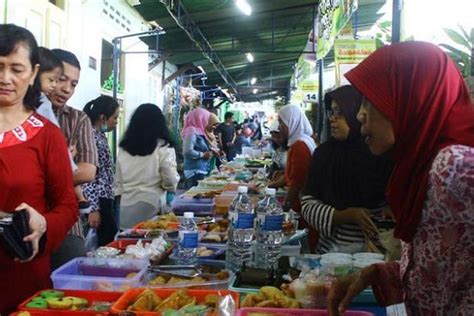 Tradisi Puasa Dan Lebaran Intip Asal Usul Tradisi Ngabuburit Yang Jadi