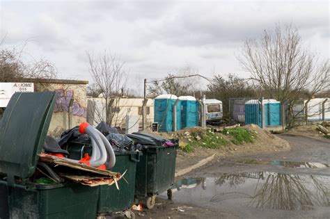 Triel sur Seine Camp de Roms constat partagé visions opposées La