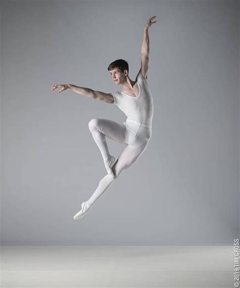 Pin By Ron On Dance Dance Photography Poses Male Ballet Dancers