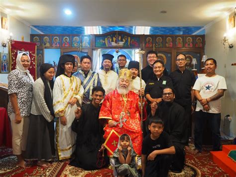 Episkop Daniel Dari Nikopolis Tahbiskan Klerus Baru Tingkatkan