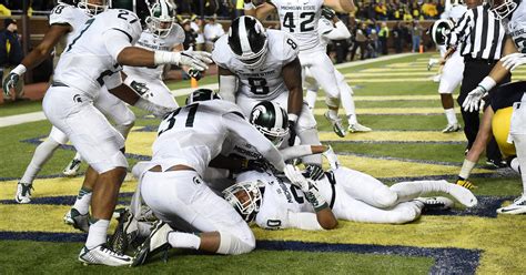 Michigan had 'trouble with the snap' 4 years ago today vs. MSU