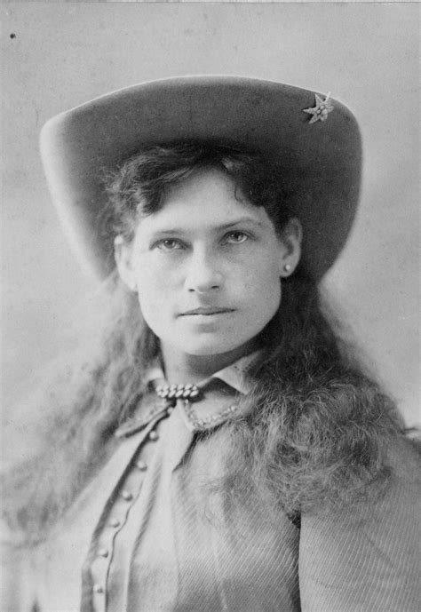 Markswoman Annie Oakley Vintage Photos Of Women In Ohio History