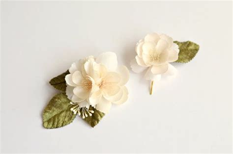 Bridal Hair Pins Cream Flower Clips Ivory Hair Clips Etsy Flower