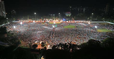 Mumbai Over Two Lakh People Attend Uddhavs Dussehra Rally At Shivaji Park