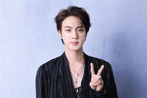 Jin De Bts Domina 5 De Los 15 Primeros Puestos En La Lista Mundial De