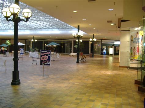 Dead Summit Park Mall Wheatfield Ny Steve Flickr