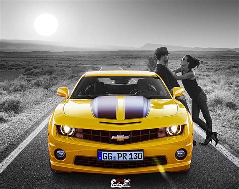 Hd Wallpaper Kiss On Yellow Camaro Yellow And Black Chevrolet Camaro