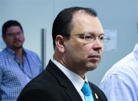 Exdiputado Reynaldo Ekónomo niega acusaciones de vínculos con Los