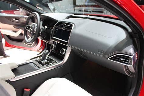 2020 Jaguar XE Has An Amazing New Interior | CarBuzz