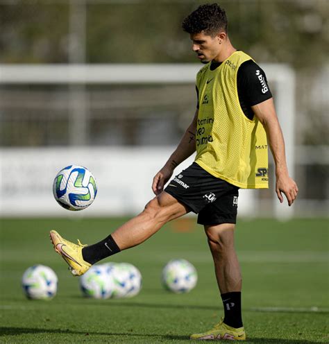 Veja Fotos Do Treino Do Corinthians Nesta Quinta Feira Gazeta Esportiva