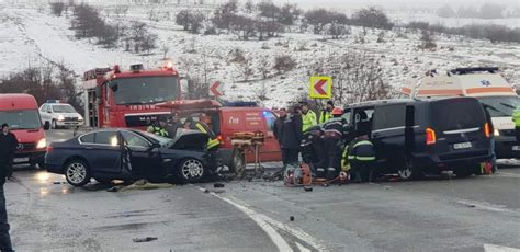 Accident mortal pe DN 1 Cluj Napoca Oradea Un autoturism a intrat în