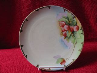 Ginori Hand Painted Fruit Plate Bowtie