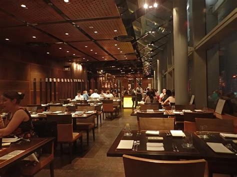 Level 33 Restaurant And Bar Singapore Tripatrek Travel