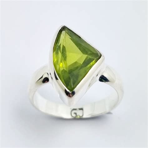 Peridot Ring Rocks And Diamonds Taupo