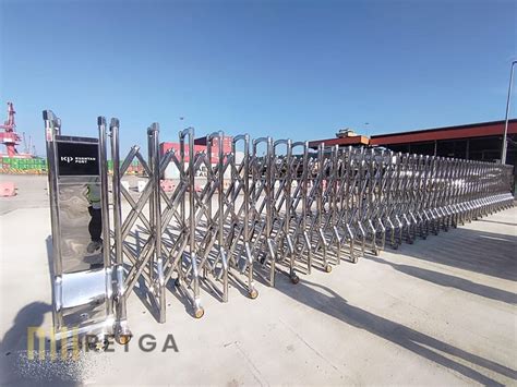 Motorized Stainless Steel 304 Retractable Gate RETGA