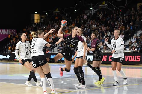 Handballdivision 1 Féminine 7e Journée La Jda Dijon Arrache La