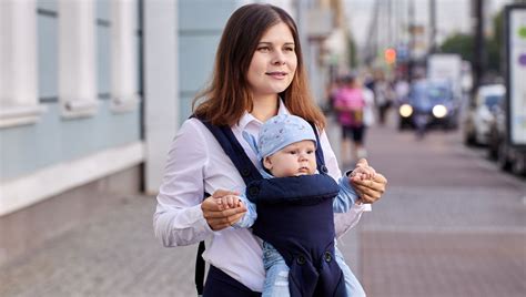 Kuchen Vollst Ndig Trocken Ungehorsam Babytrage Kopf Nach Vorne Z Hmen