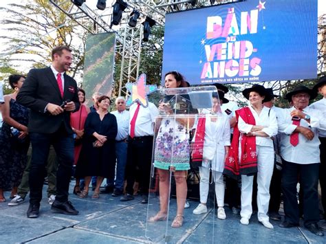 E Ban Des Vendanges Bain De Foule Pour La Nouvelle Pr F Te De