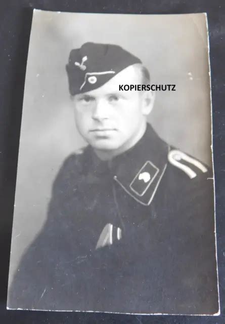 ORIGINALES FOTO WEHRMACHTSOLDAT Panzer Portraitfoto 2 WK EUR 19 99