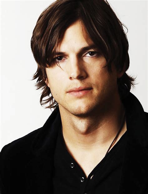 Magazine Highlight: Ashton Kutcher Hairstyles