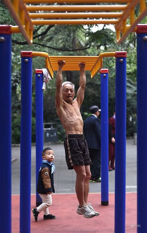 72 Year Old Chengdu Grandpa Kohsantepheaptv