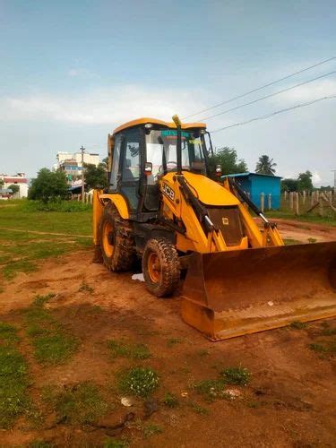 72 HP At 1800rpm JCB 3DX Backhoe Loader Capacity 1800 Kg At 1425000