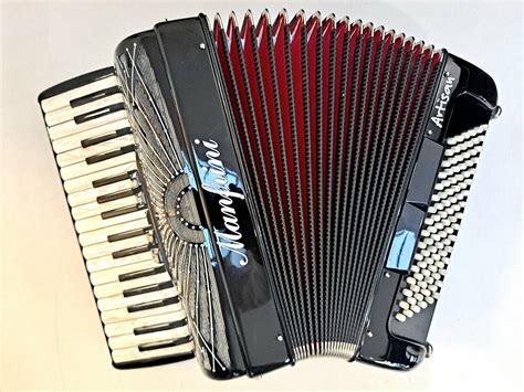 Manfrini Artisan 96 Bass Accordion The Accordion Shop