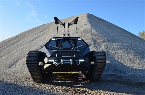 Howe And Howe Unveils Ripsaw Ev 2 Luxury Tank