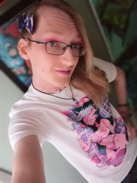 Havent Posted In Awhile And Wanted To Show Off My Cute New Shirt🥰💜 Rfemboy