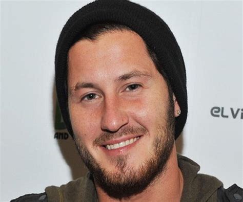 Valentin Chmerkovskiy Biography - Facts, Childhood, Family Life ...