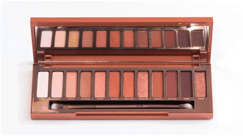 Urban Decays Naked Heat Palette Swatches And Tutorial Coveteur