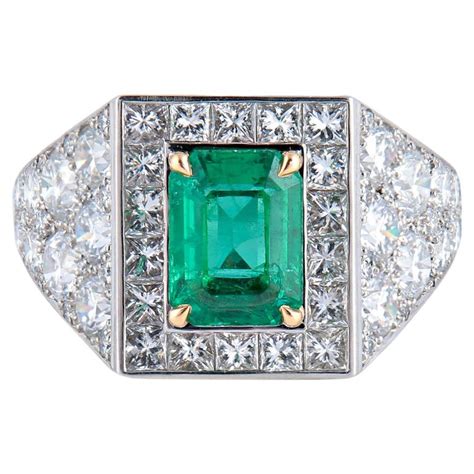 Emerald Ring, Art-Deco Style For Sale at 1stDibs